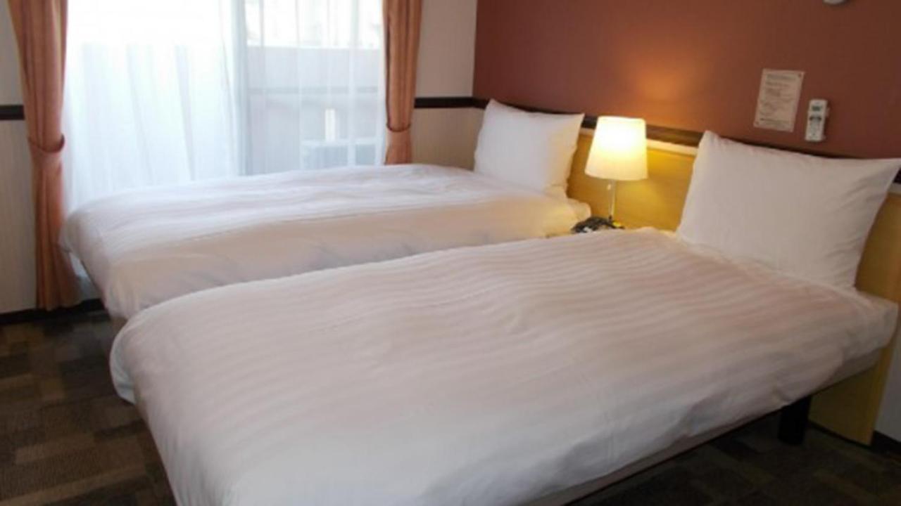 Toyoko Inn Tokyo Asakusa Senzoku Tsukuba Express Dış mekan fotoğraf