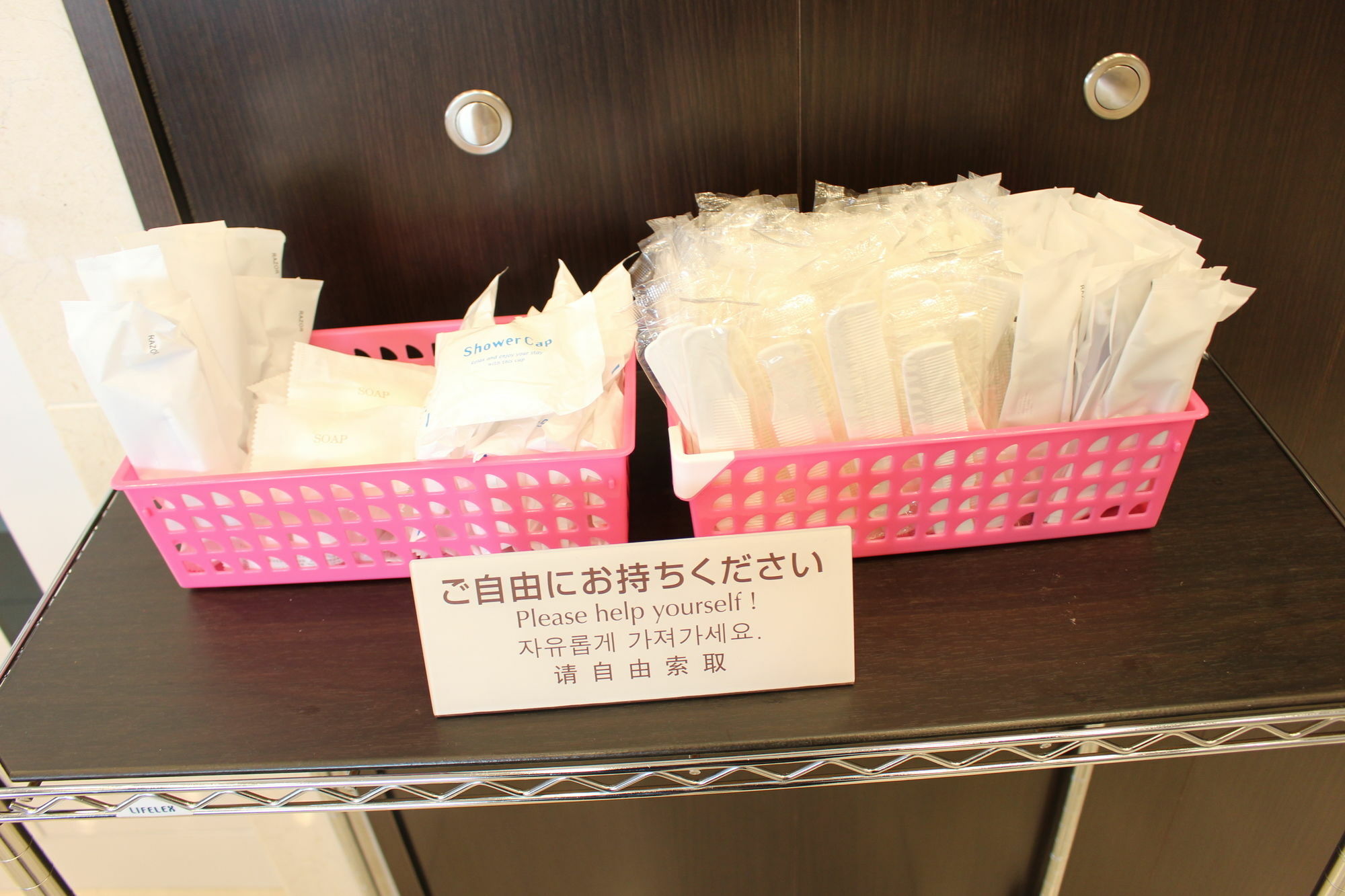 Toyoko Inn Tokyo Asakusa Senzoku Tsukuba Express Dış mekan fotoğraf