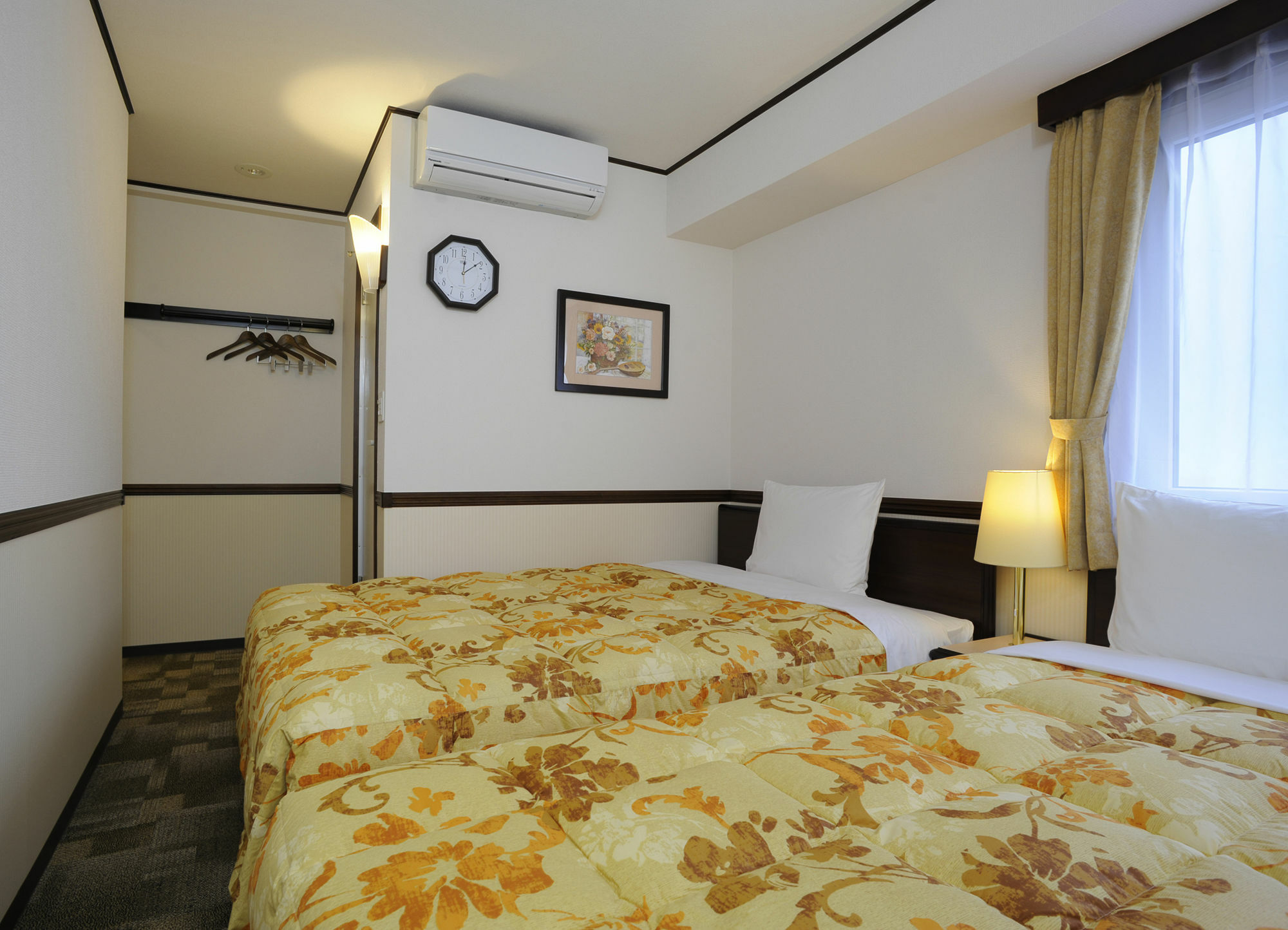 Toyoko Inn Tokyo Asakusa Senzoku Tsukuba Express Dış mekan fotoğraf